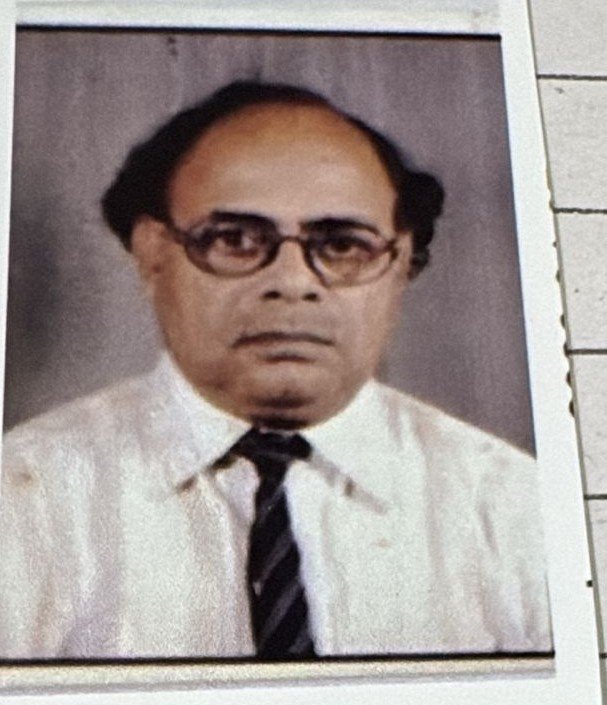 Dr. R.D. Nanhoriya